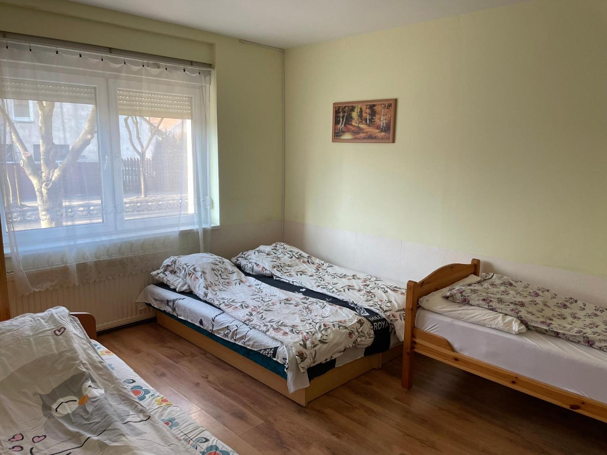 Red Locomotive Apartment Budapest Eksteriør billede