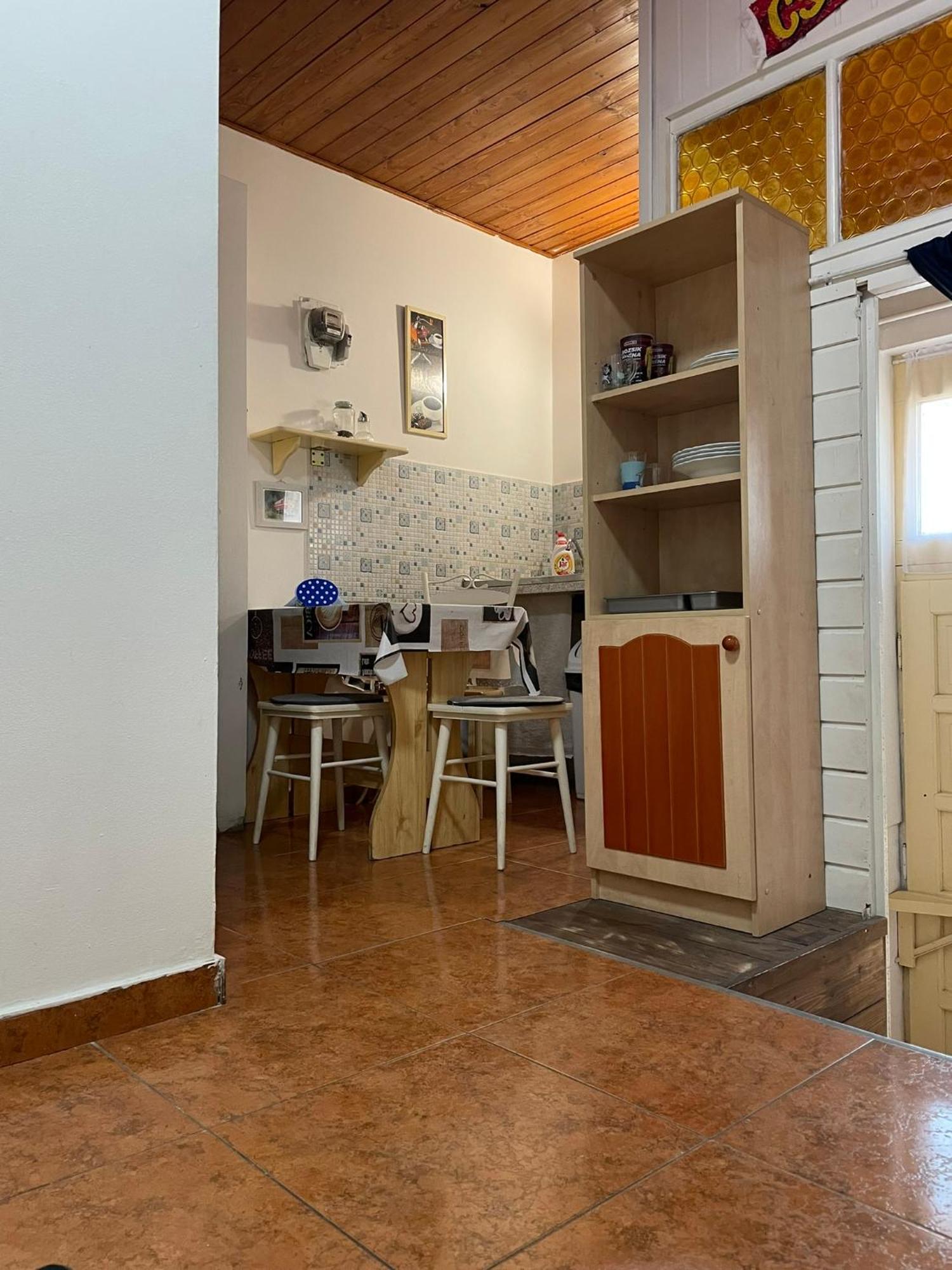 Red Locomotive Apartment Budapest Eksteriør billede